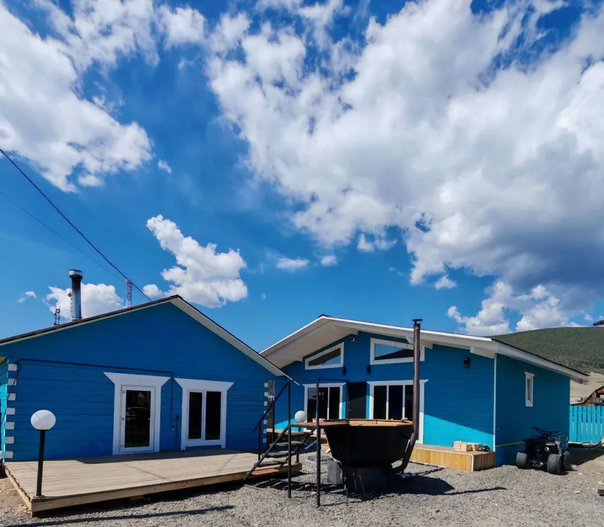 Дом на берегу Байкала