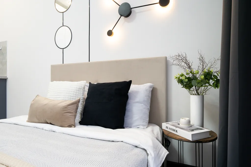 Студия на метро Прокшино