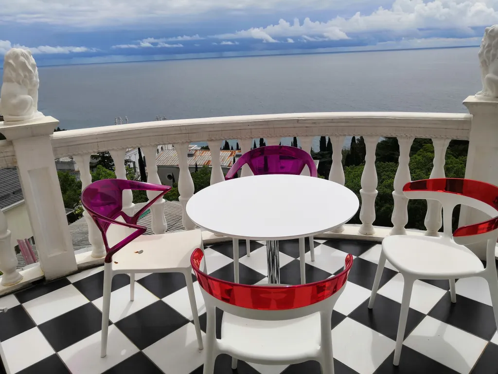 Пентхаус с шикарным видом на море и горы, бесплатная парковка