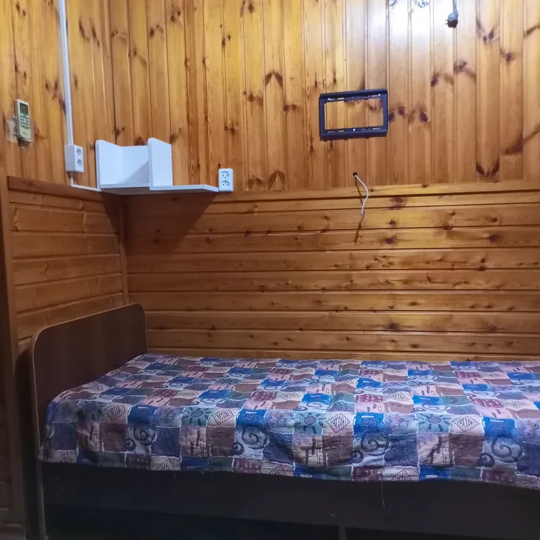 Комната с видом на горы