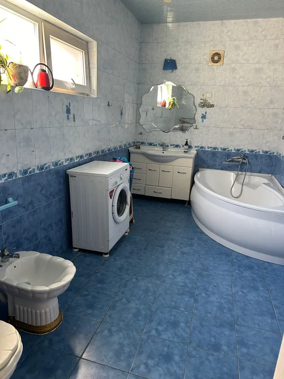 4-комнатный Дом