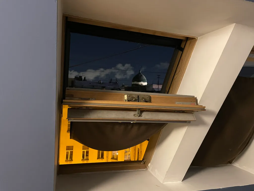 Квартира Синяя vip комната на мансарде — Санкт-Петербург