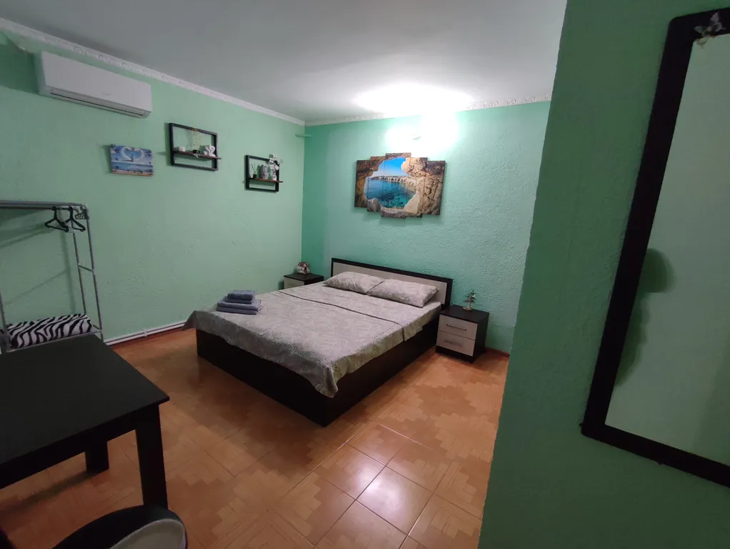 Двух местный номер, с отдельным входом