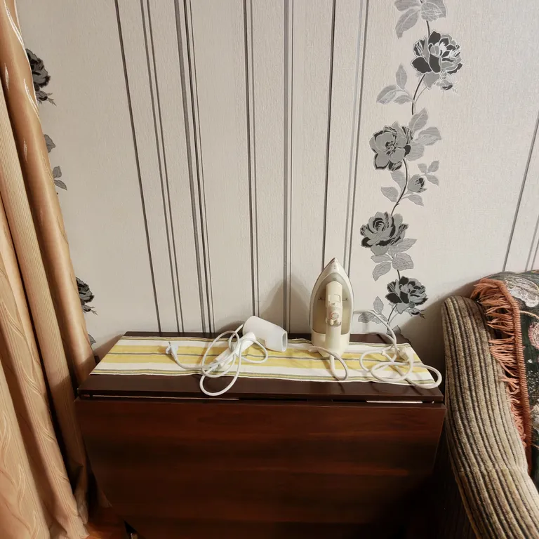 Квартира Бюджетная квартира "Дёшево и СерДЕЧНО". — Кировск