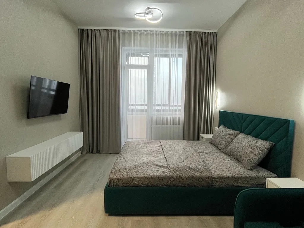 Студия с видом на озеро