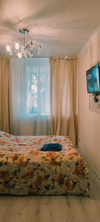 Уютная двухкомнатная квартира между ЖД Вокзалом и Быхановым садом