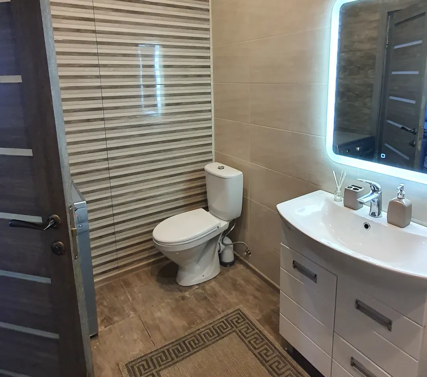 Коттедж Коттедж Квартира с террасой в тихом районе — Калининград