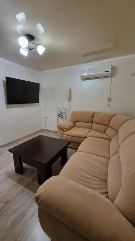 Дом рядом с морем в тихом районе