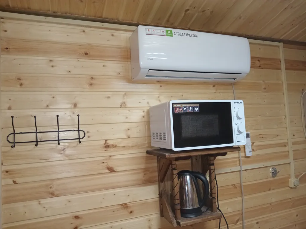 Уютный дом на берегу озера в Мочохе