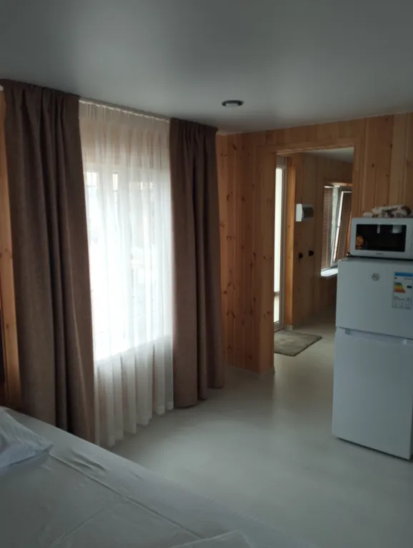 Домик с видом на гору