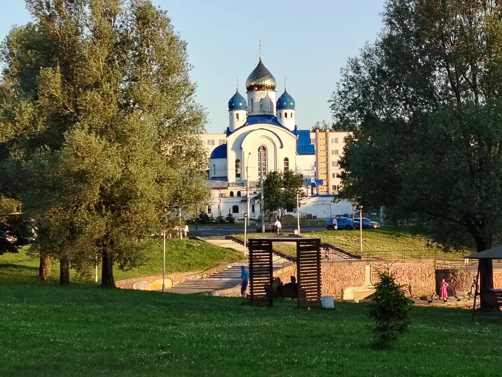 Квартира Квартира Отдых и командировки с комфортом, большая трёшка с хорошей локацией — Минск