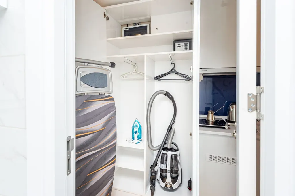 Orbi city view 13-16