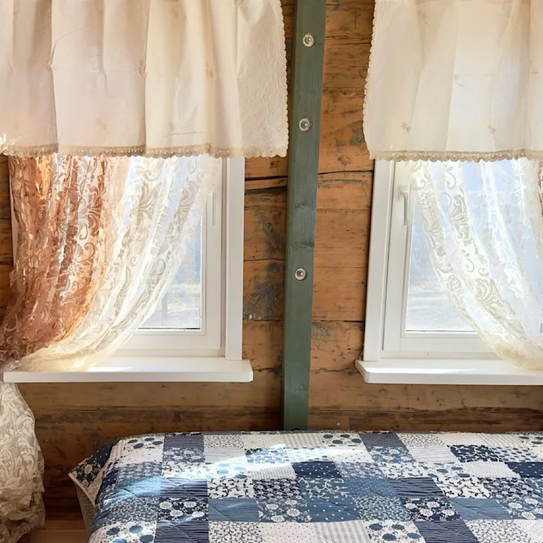 Домик в Лотосах (Изба)