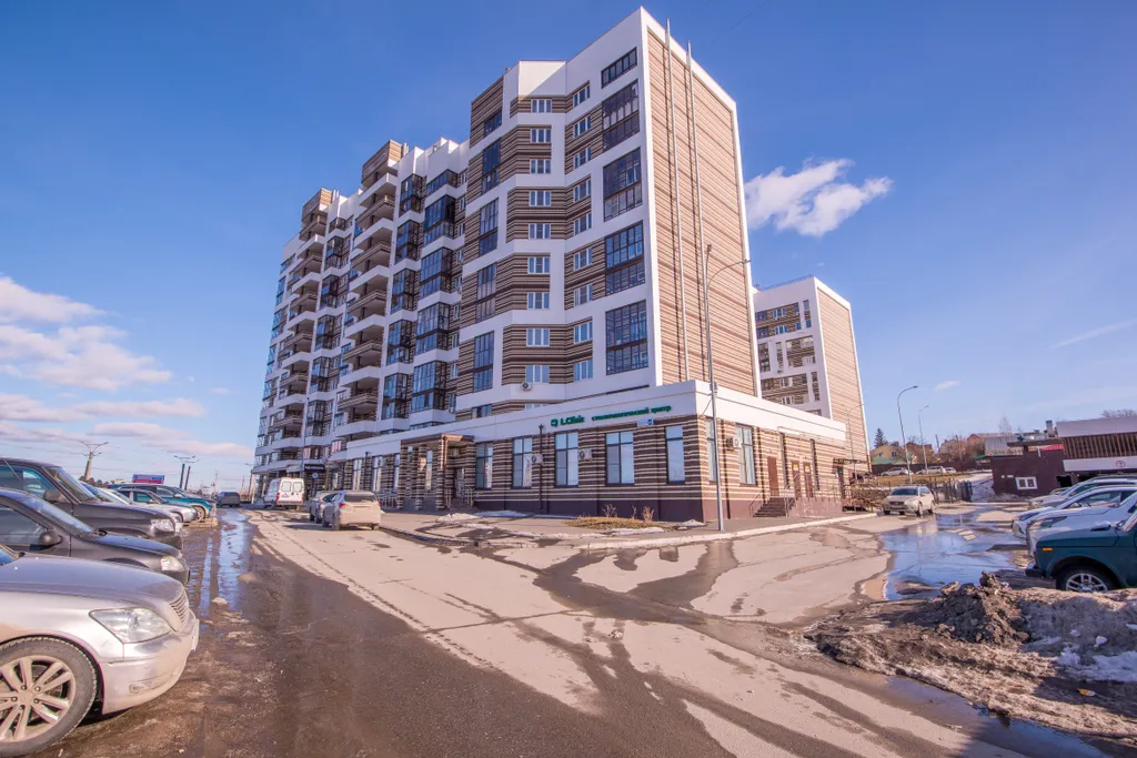 В центре в современном доме с гостиничным сервисом бесконтактно