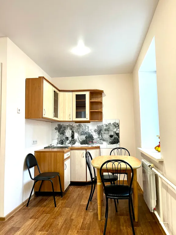 Семейная комната с двумя двухспальными кроватями