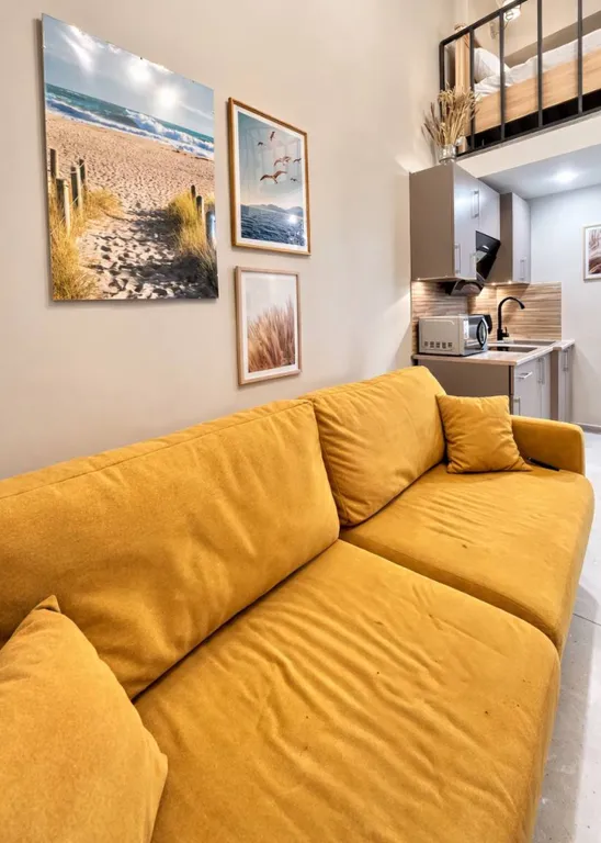 Квартира Квартира Двухуровневая студия Yellow у метро Бауманская — Москва
