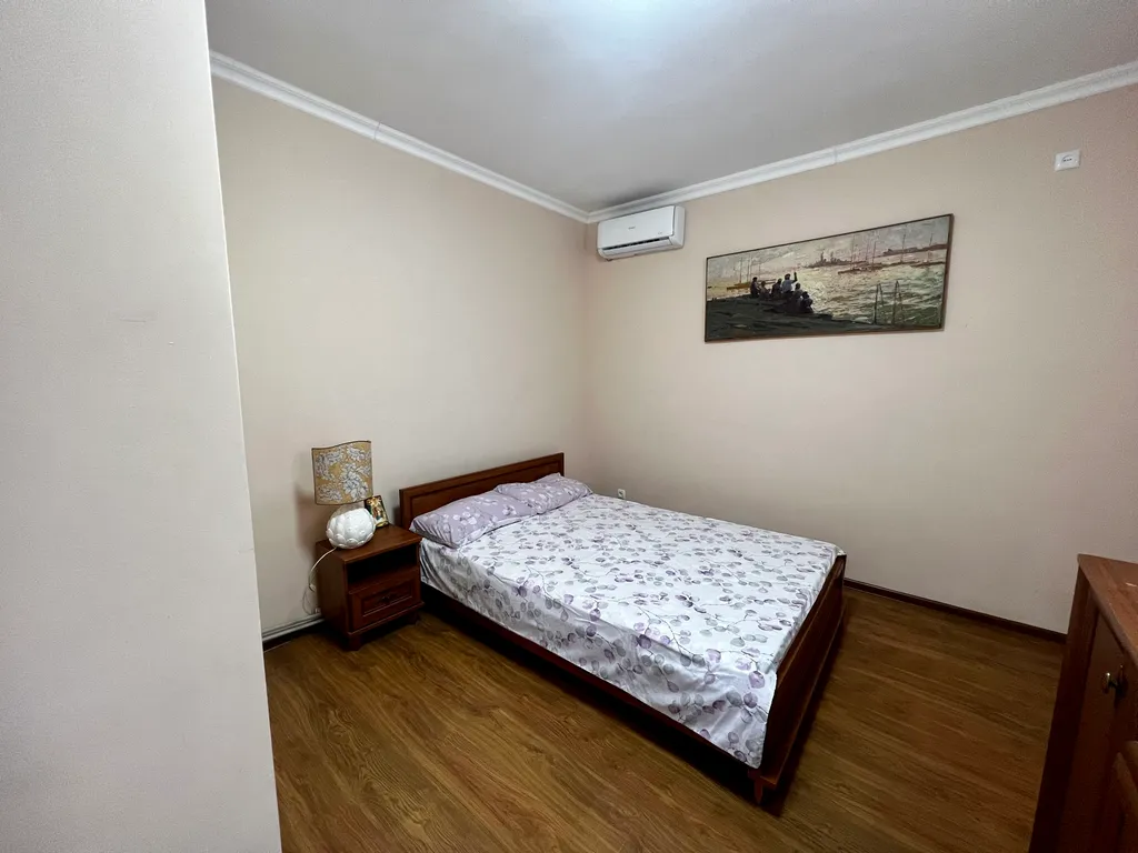 Квартира Апартаменты возле моря — Севастополь