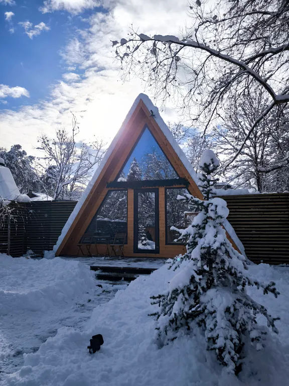 Дом в стиле Афрейм Дача у Горы