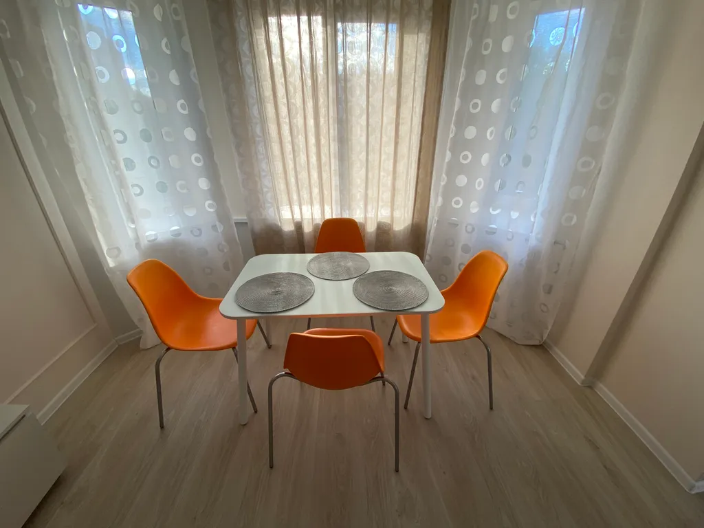 Трёхкомнатная квартира в центре с новым ремонтом