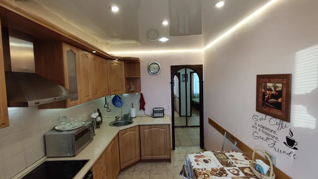 Светлая, просторная и уютная квартира в центре у метро