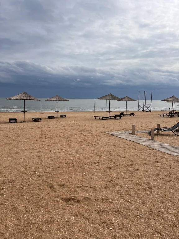 Домики на берегу Каспийского моря