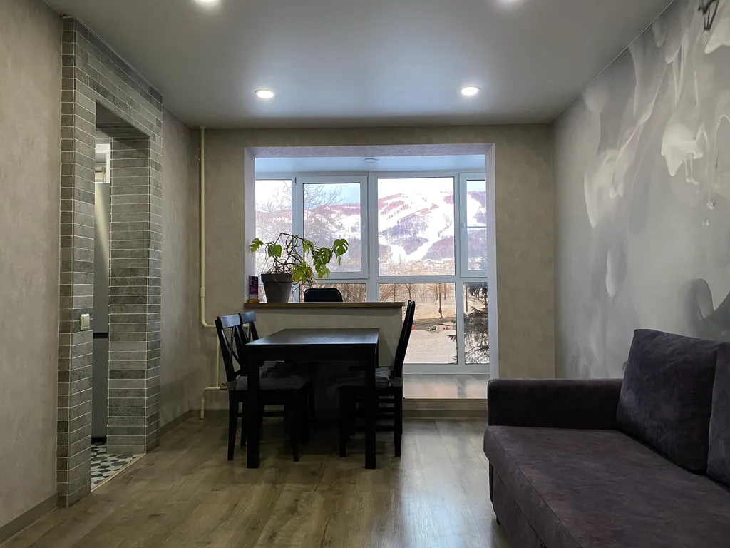 Удобная и свeтлaя кваpтира с великолепным видом из лоджии