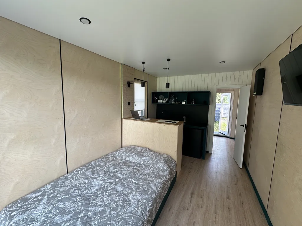 Коттедж Дом на берегу реки у пирса — Сясьстрой