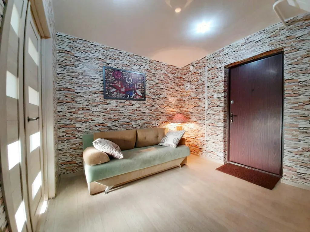 1-комнатная просторная квартира