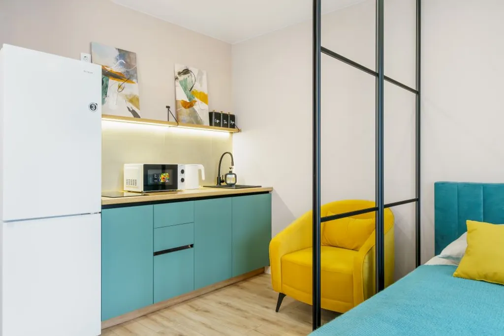 Good Night на Кандинского 7/2