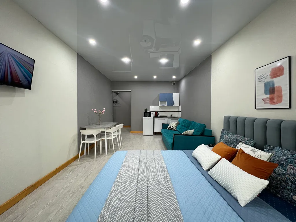 Уютная студия в центре на Смолина, не берем оплату за финальную уборку