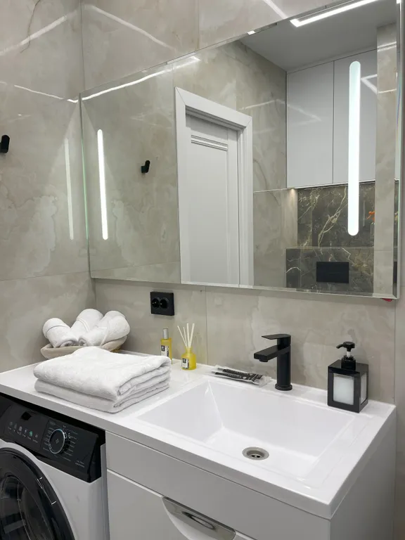 Квартира конфетка с современным интерьером