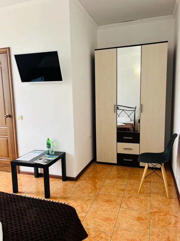 Двухместный номер с двумя раздельными кроватями и включенным завтраком