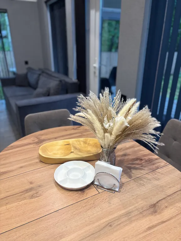 Новый, уютный дом