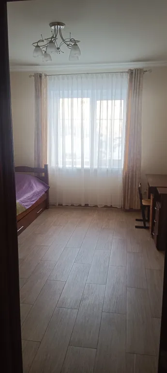 3-комнатная квартира в экологически чистом тихом районе