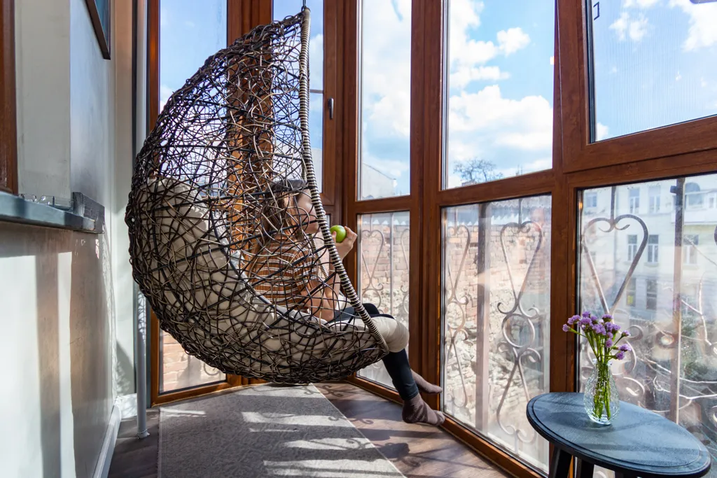 Лофт с витражом в самом центре