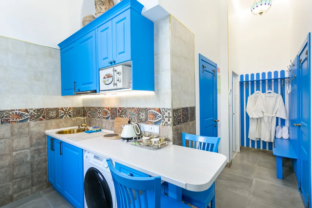 Квартира Квартира Двухкомнатный номер в традиционном греческом стиле — Новосибирск