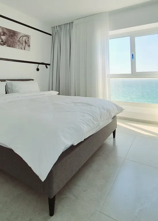 804Первая линия , Парковка ,Бомбоубежище на каждом этаже.