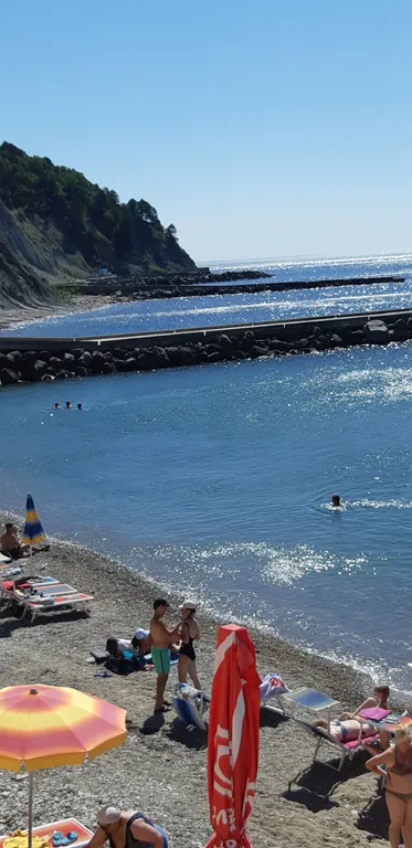 Коттедж 6-комнатный Дом — Бжид