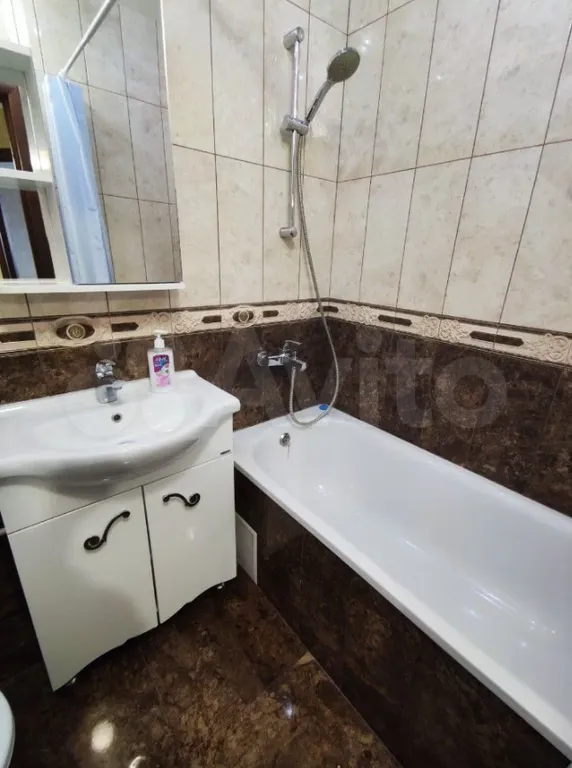 Квартира с балконом и видом на горы