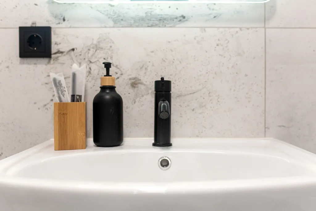 Квартира Уютная новая Квартира рядом с главным и пригородным ЖД вокзалом — Ростов-на-Дону