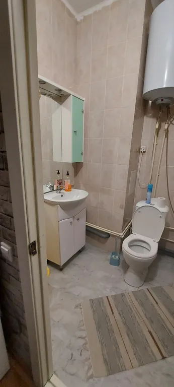 Однушка возле ТЦ Аура