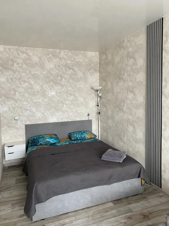 Сдаётся просторная, светлая, однокомнатная квартира! — аренда посуточно в Волгоград