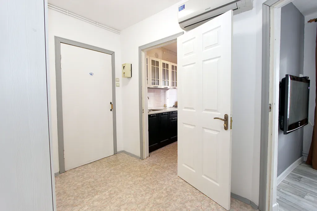 Двухкомнатный уютный дом 10 минут от пляжа