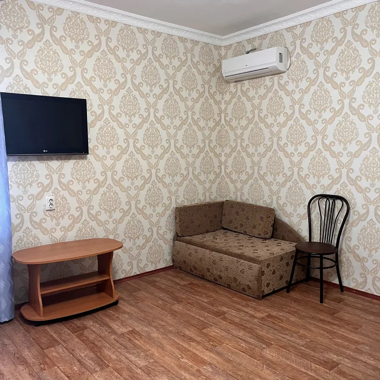 Коттедж Большой комфортный дом — Новый Свет