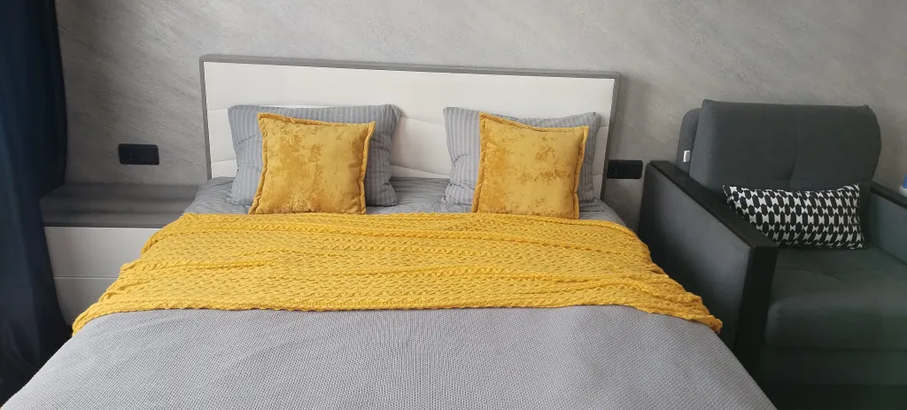 Апартамент у озера