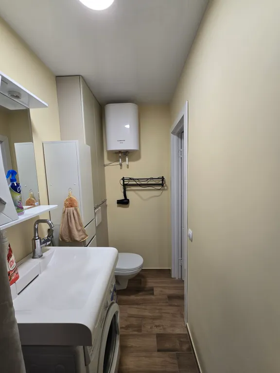 Уютная студия с индивидуальным входом и площадкой для отдыха