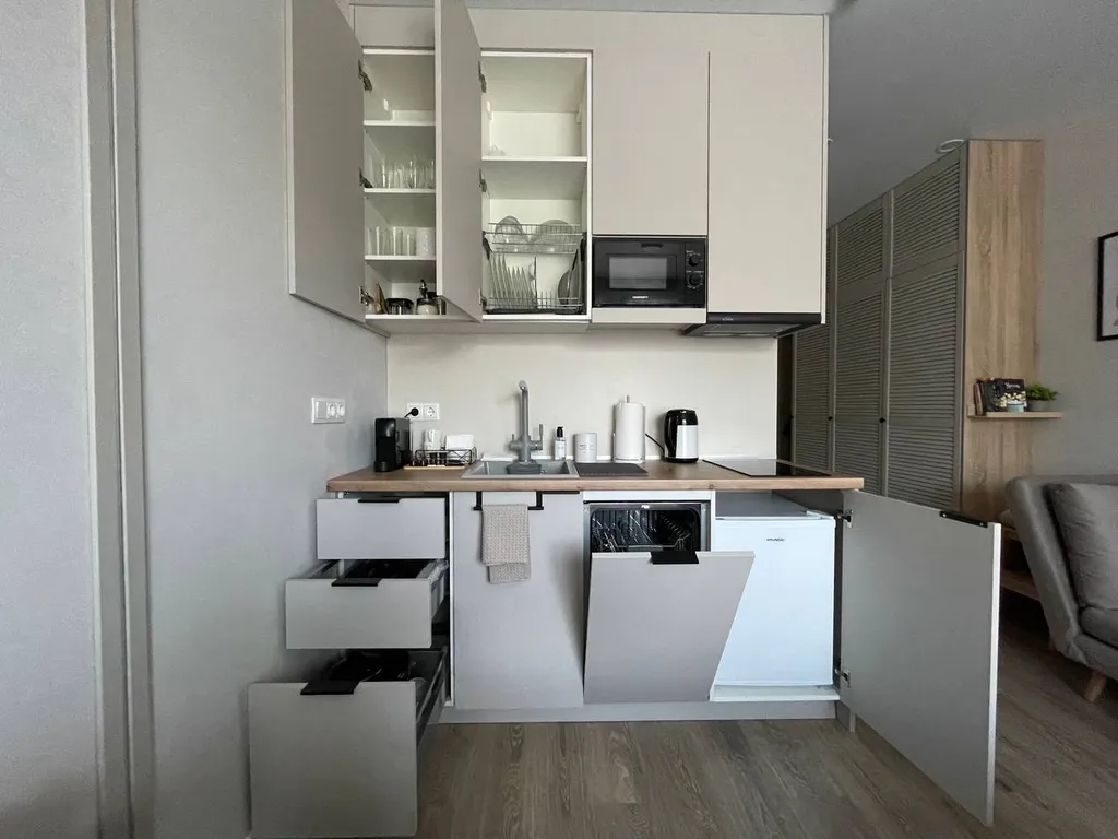 Апартаменты с видом на хвойный лес