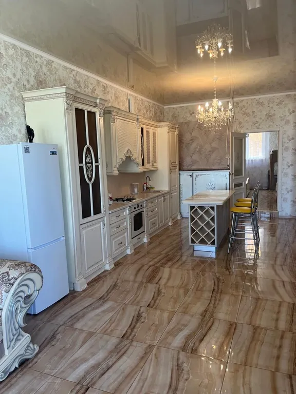 4-комнатный Дом