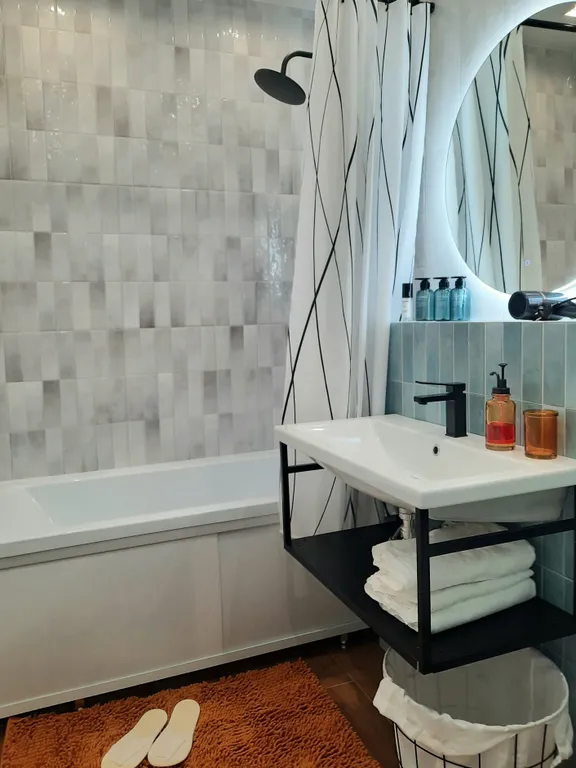 Квартира Квартира Стильная уютная студия на Взлетке — Красноярск