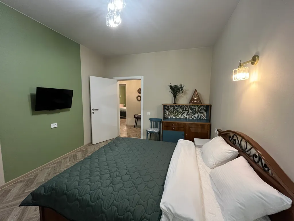 Ваш Рантье на Самойловой 12 близ отеля Меридиан